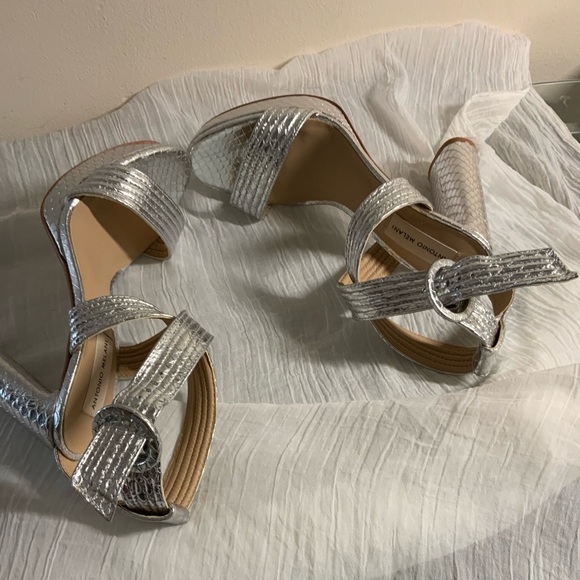 Antonio Melani Camille Metallic Snake Print Platform Heel - Picture 8 of 11